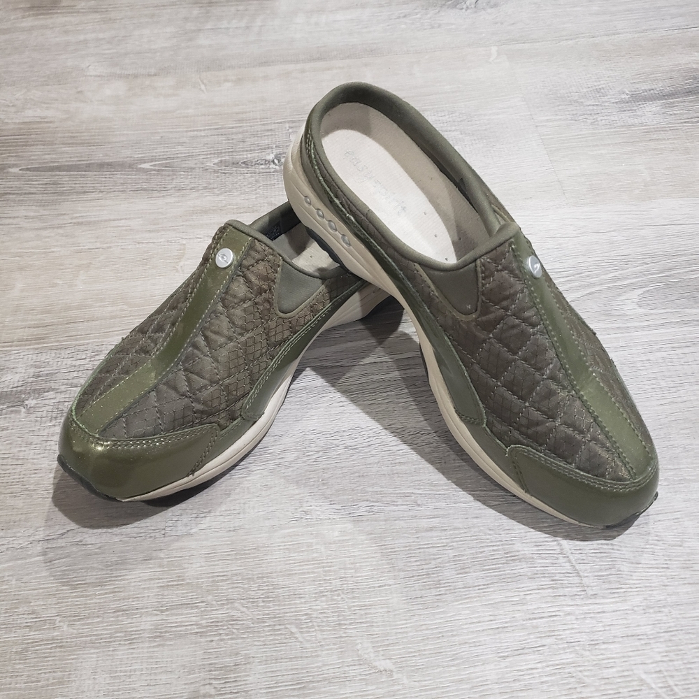 Easy Spirit Travel time Slip On Olive Green